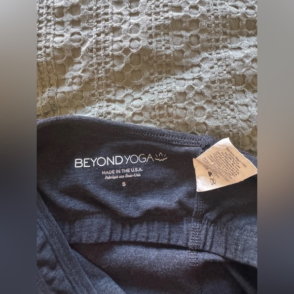 Beyond Yoga - Spacedye Refocus Cropped Tank - Size S - Picture 6 of 6